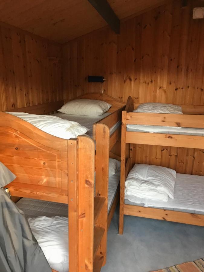 Bjoersjoeas Vildmark - Small Camping Cabin Close To Nature Olofstorp Exterior photo